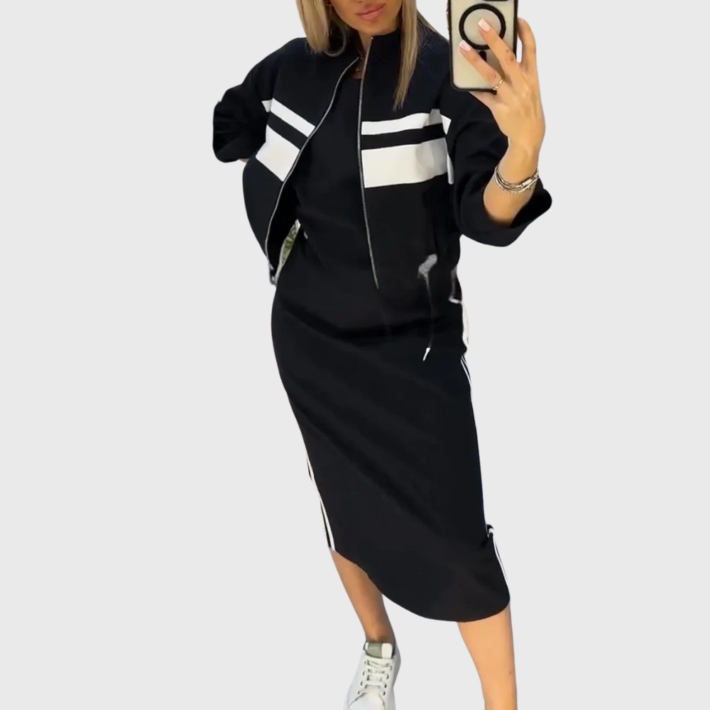 Elegant relaxed two-piece set for women - 5