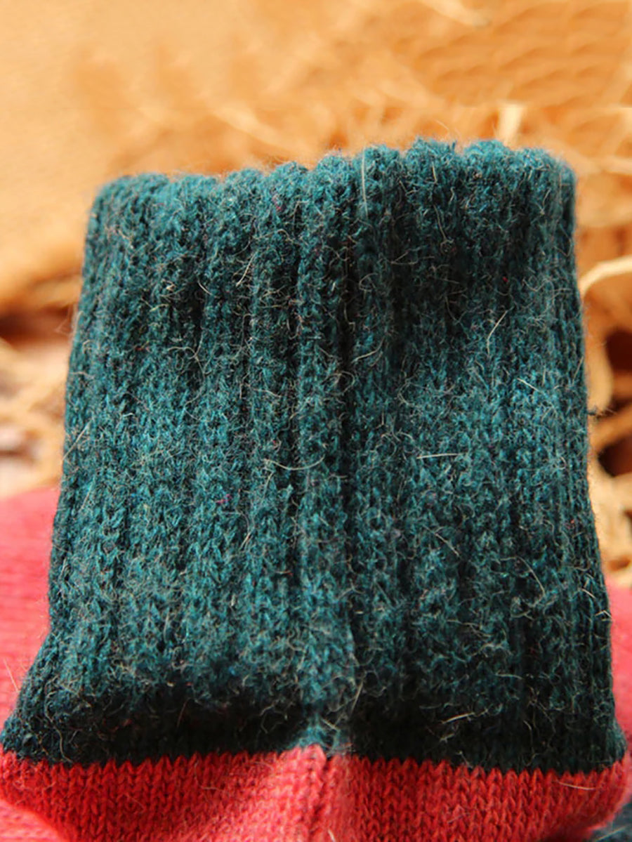 Warm cosy winter wool thick socks for women -8