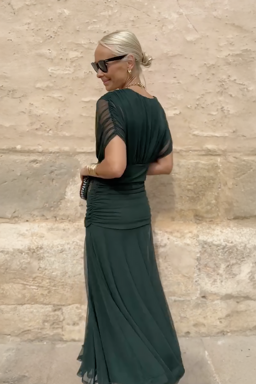 Elegant v-neck flowing maxi dress for women - 10
