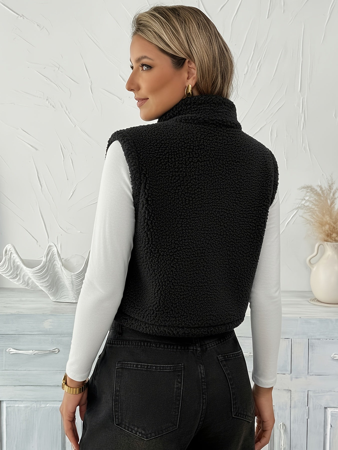 Stylish sleeveless teddy fleece gilet for women | Delia -7