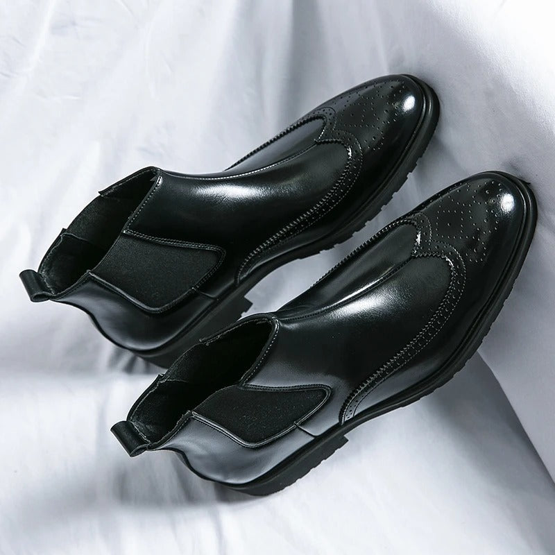 Classic leather chelsea boots for men | Alden - 15