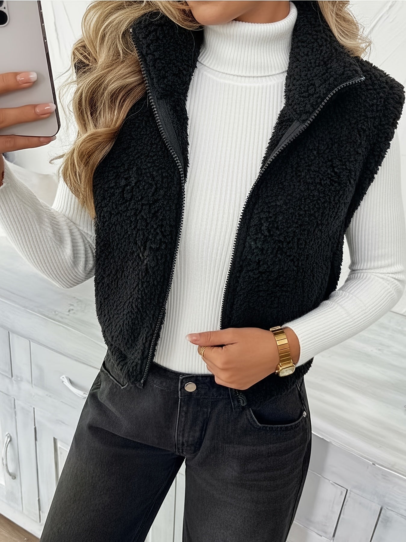 Stylish sleeveless teddy fleece gilet for women | Delia -2