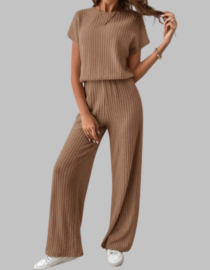 Casual Short Sleeve Top And Trousers Set Stylish For Women | Elamirae