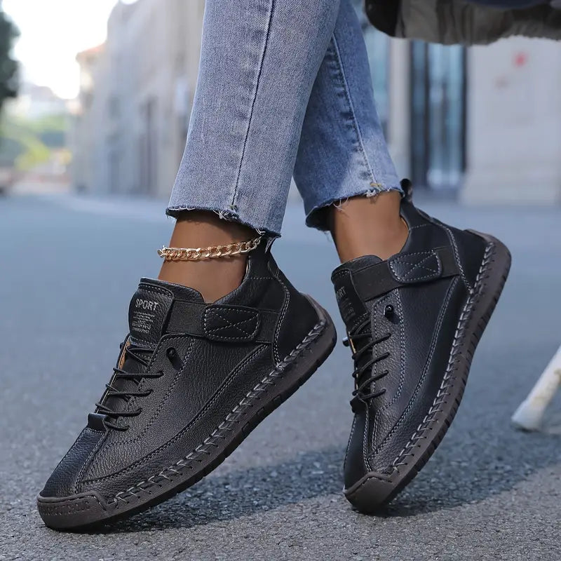 Lightweight orthopedic everyday trainers for women | Meya - 3