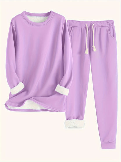 Relaxed Two Piece Lounge Set Stylish for Women | Mireya