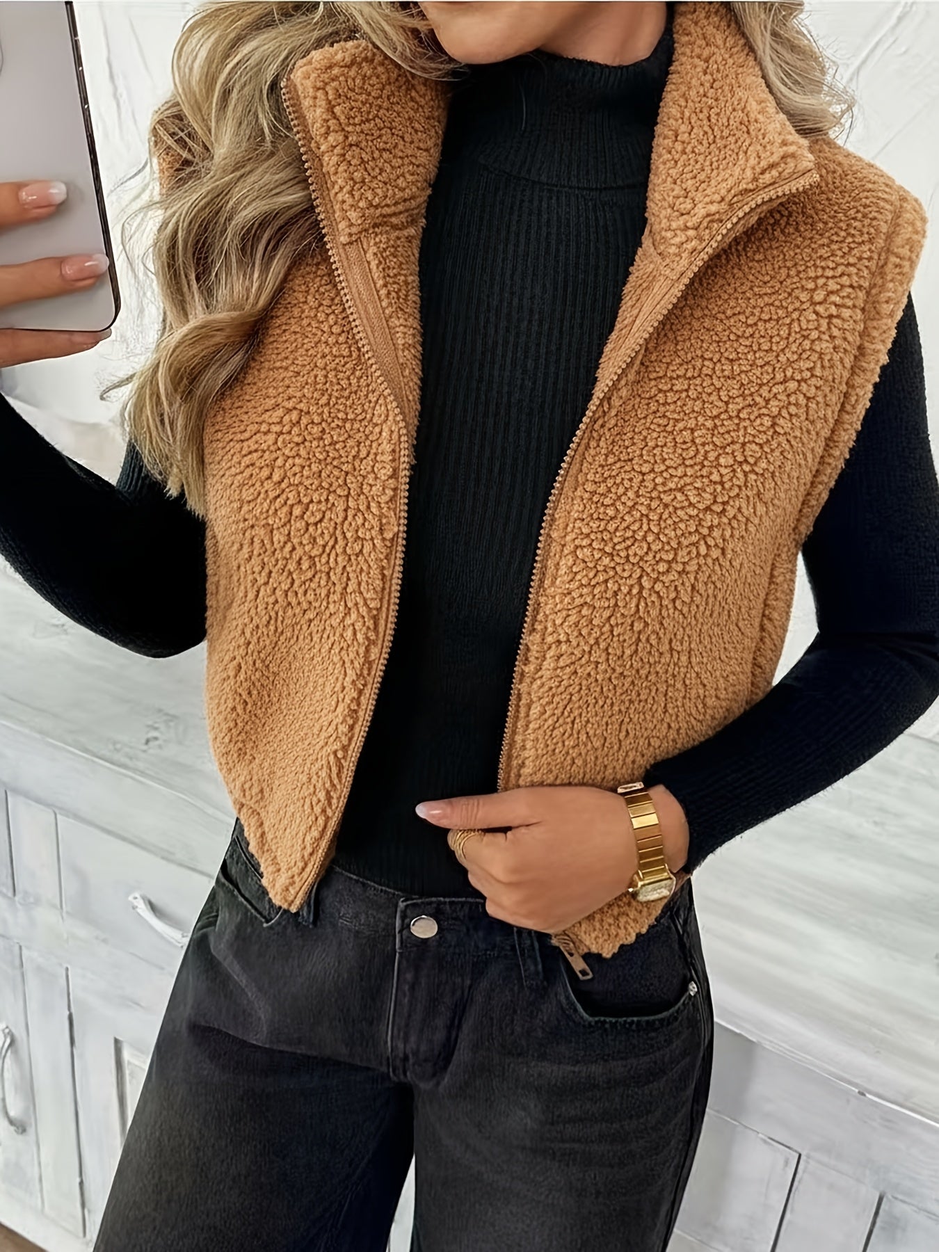 Stylish sleeveless teddy fleece gilet for women | Delia -3