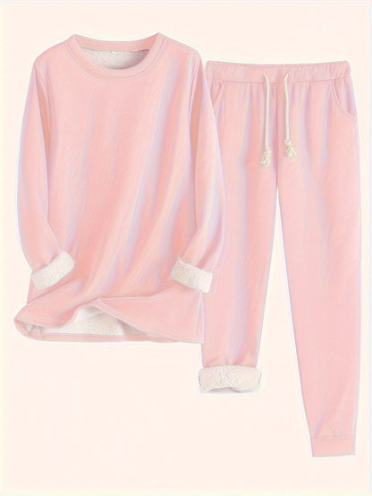 Relaxed Two Piece Lounge Set Stylish for Women | Mireya