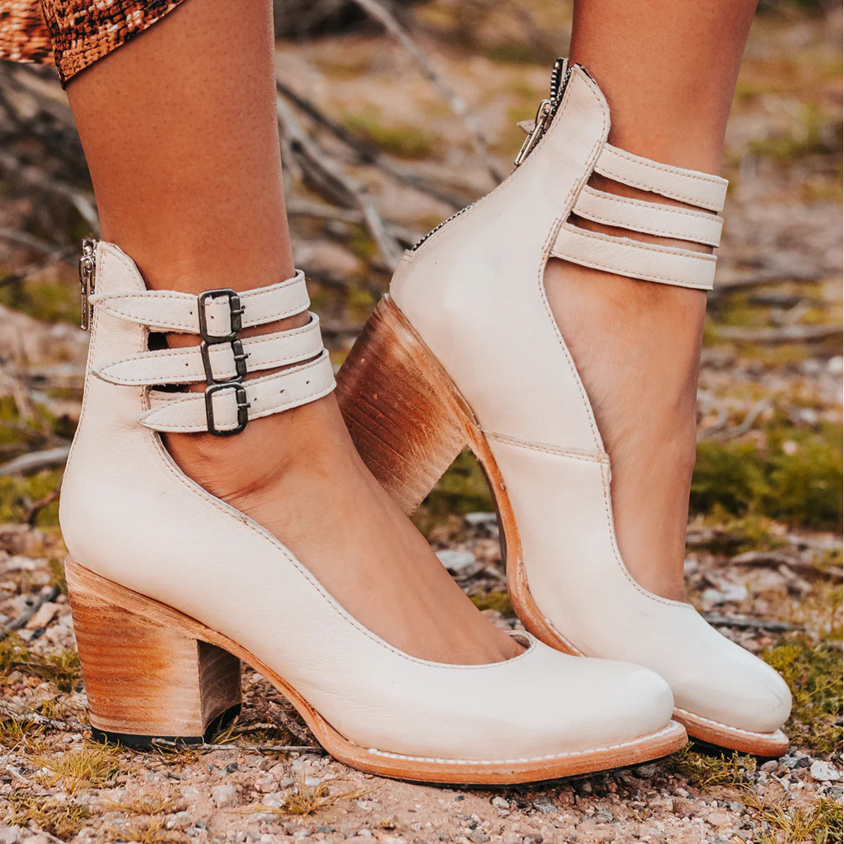 Classic open-toe comfort sandals for women | Verona -3