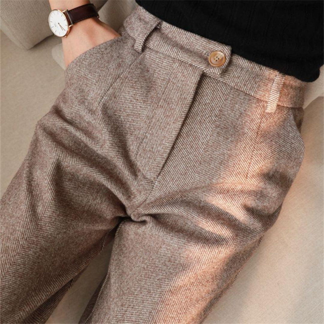 Smart slim-fit heritage chino trousers for men -8