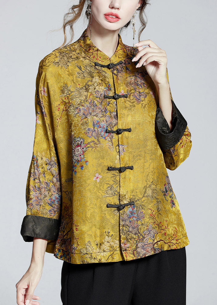 Elegant classic winter coat for women - 2