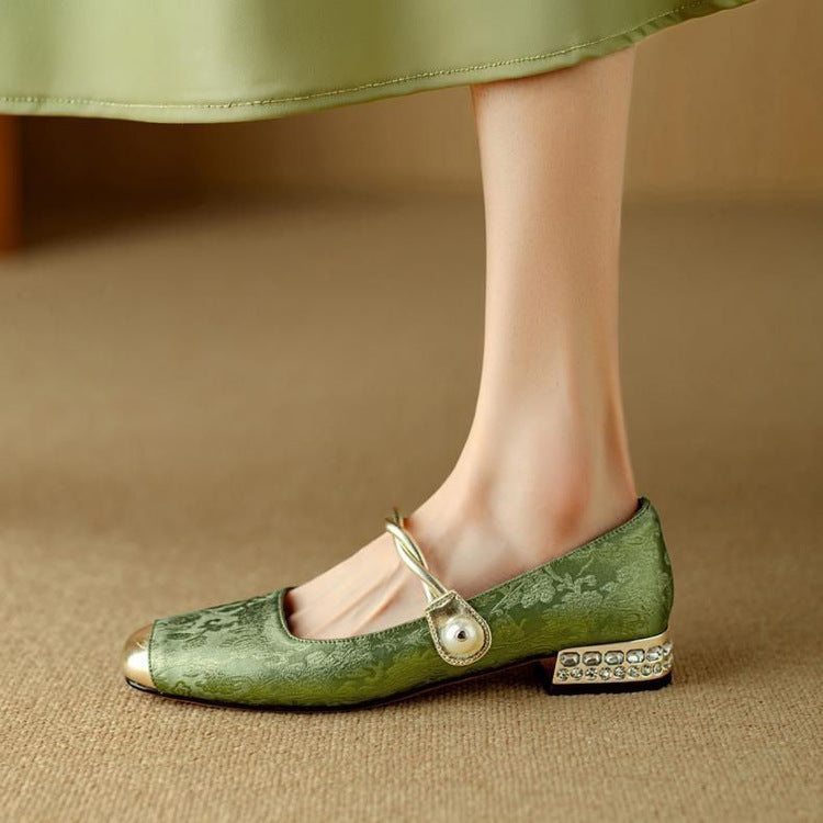 Elegant classic everyday pumps for women | Naila - 5