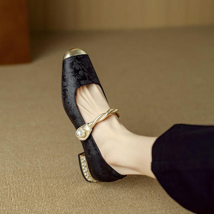 Elegant classic everyday pumps for women | Naila - 9