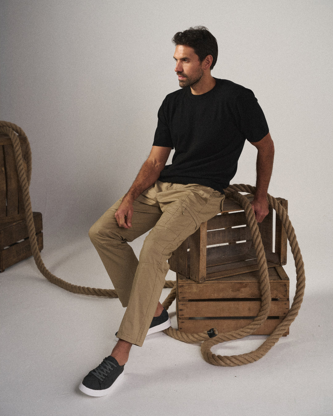 Relaxed fit everyday cargo trousers for men | Hampton - 5