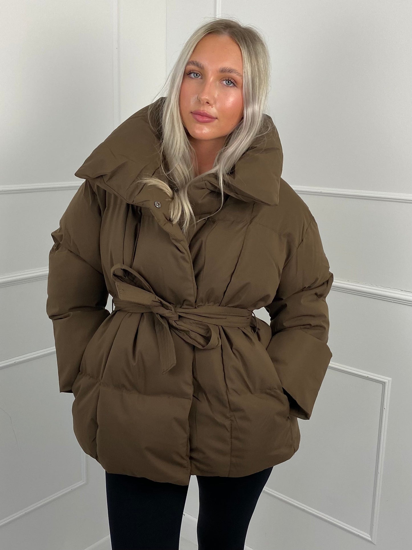 Warm short belted puffer jacket for women | KARLY - 4