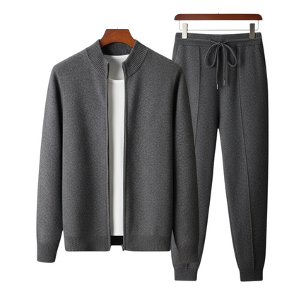 Classic tailored two-piece suit for men -10