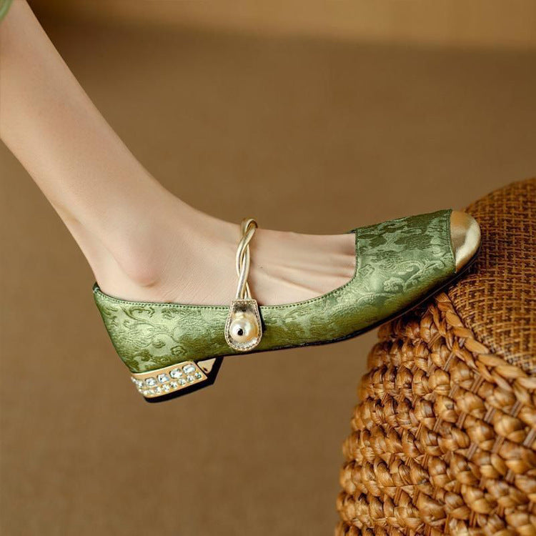 Elegant classic everyday pumps for women | Naila - 2