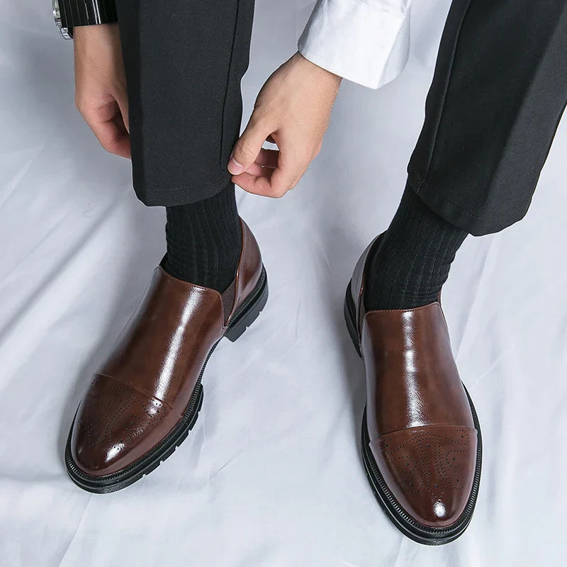 Comfortable classic everyday shoes for men | Cortas - 10