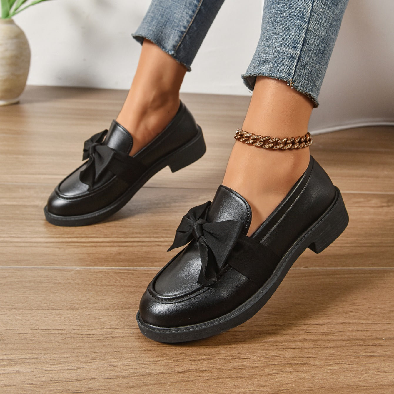 Comfortable classic everyday shoes for women | Ayora - 18