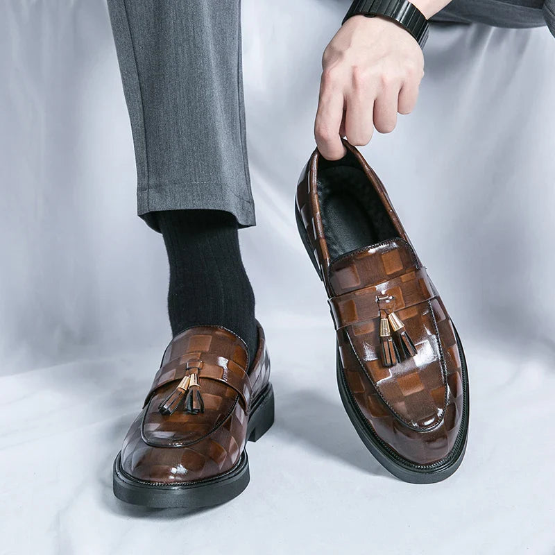Classic leather slip-on loafers for men | Lorenzo - 1