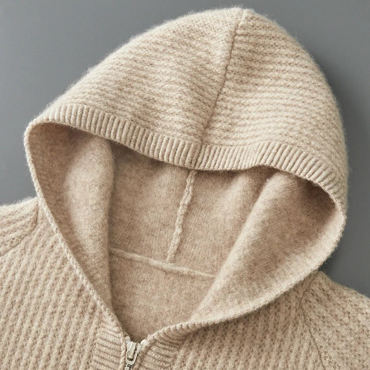 Refined Zip Hoodie Trendy for Men | Matteo