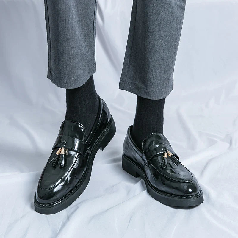 Classic leather slip-on loafers for men | Lorenzo - 11