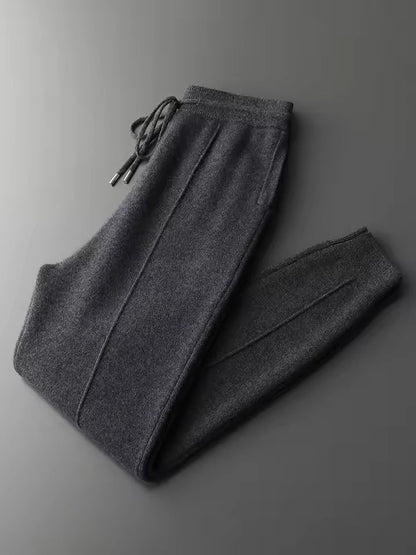 Classic tailored two-piece suit for men -12