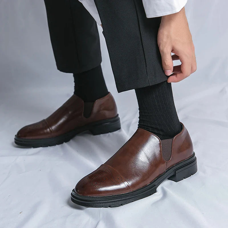 Comfortable classic everyday shoes for men | Cortas - 11