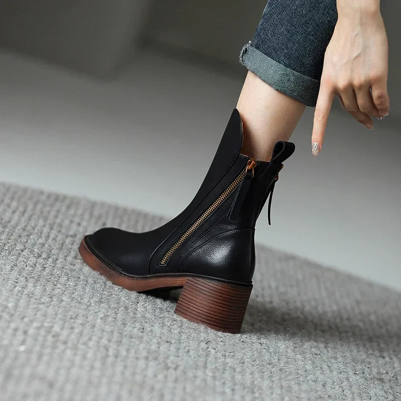 Elegant leather ankle boots for women | Grazia - 2