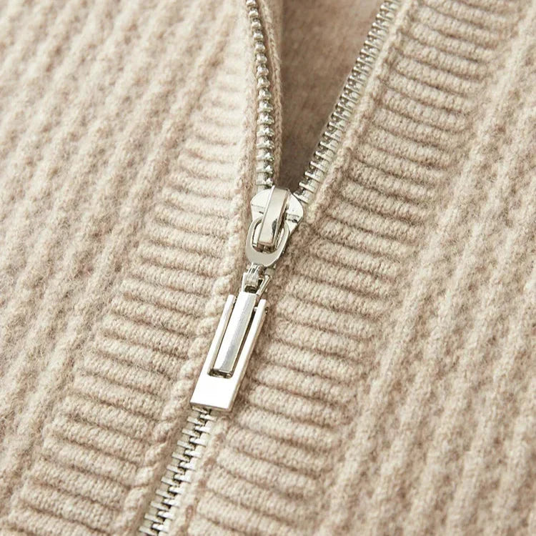Refined Zip Hoodie Trendy for Men | Matteo