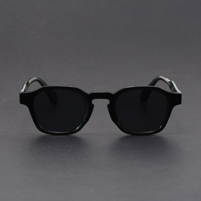 Classic retro tinted sunglasses for men | Maven - 13
