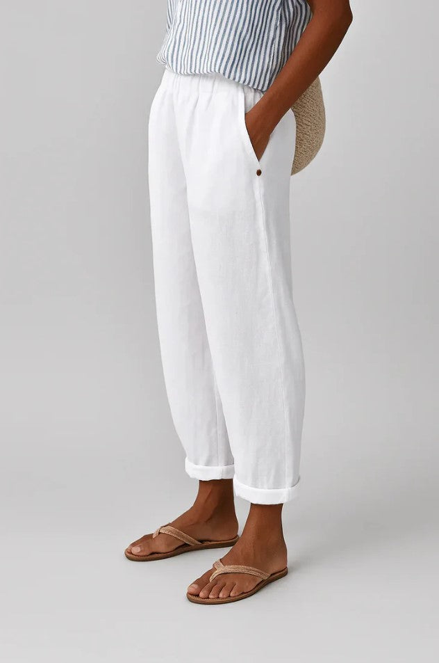 Relaxed timeless everyday linen trousers for women | Romina -2
