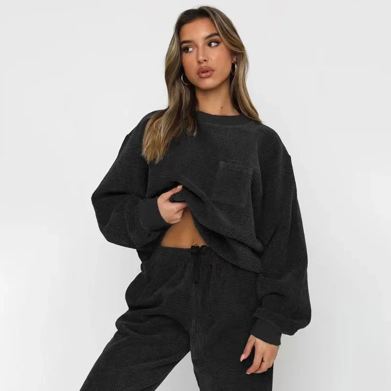 Comfortable everyday casual sweatshirt for women | Cordella - 6