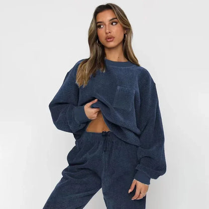 Comfortable everyday casual sweatshirt for women | Cordella - 7
