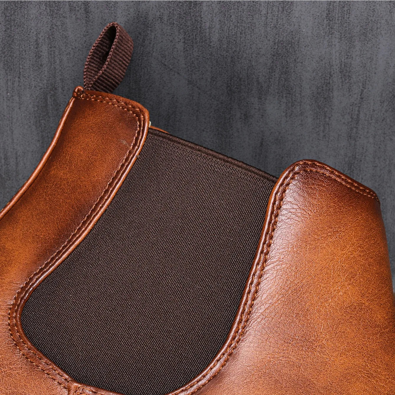 Classic lace-up leather ankle boots for men | Emerson -3