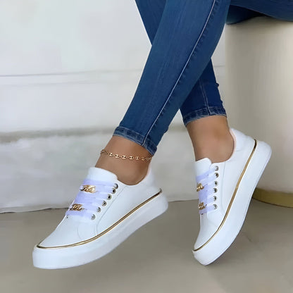 Stylish low-top everyday trainers for women | Aveline -5