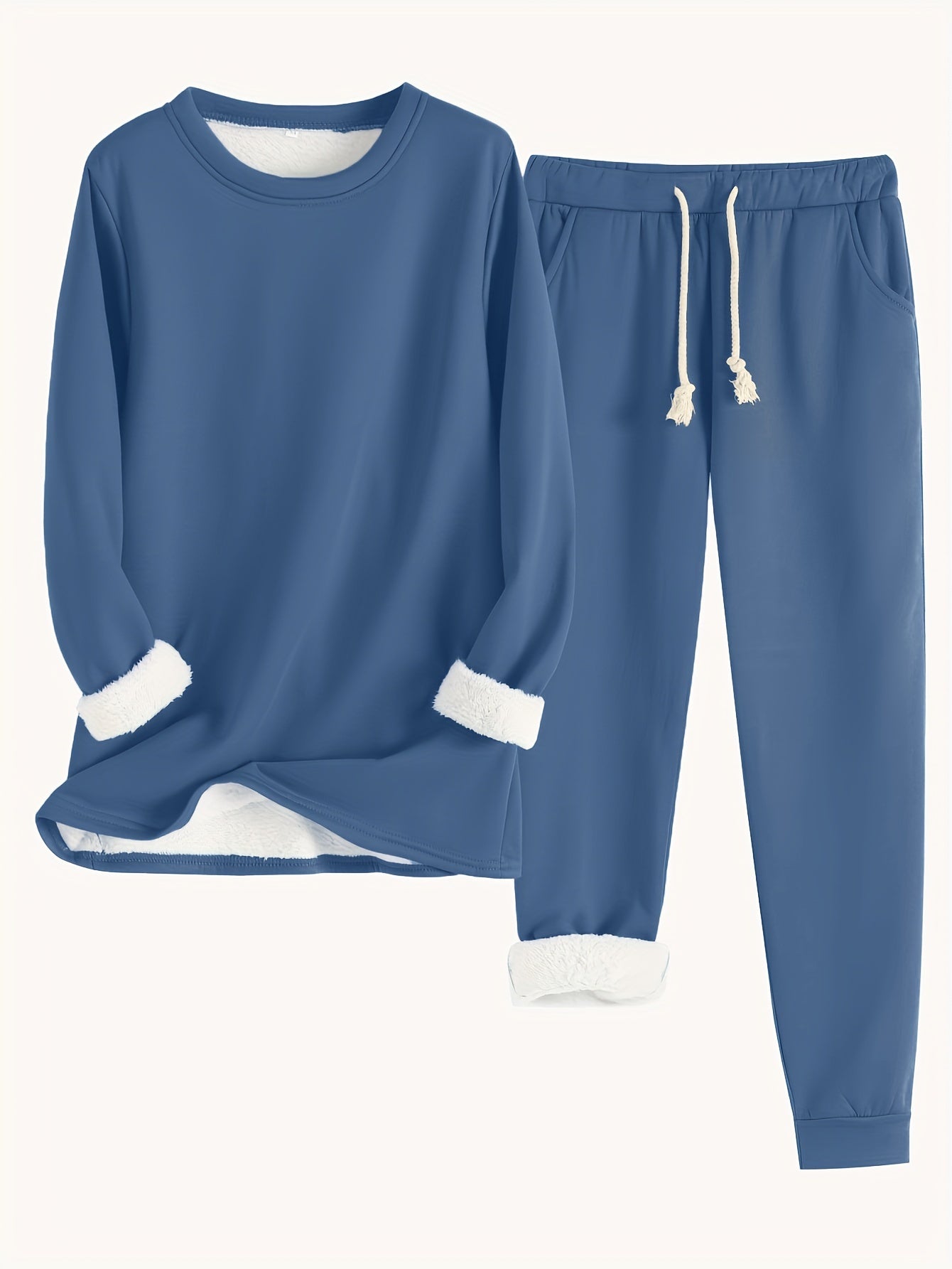 Relaxed Two Piece Lounge Set Stylish for Women | Mireya