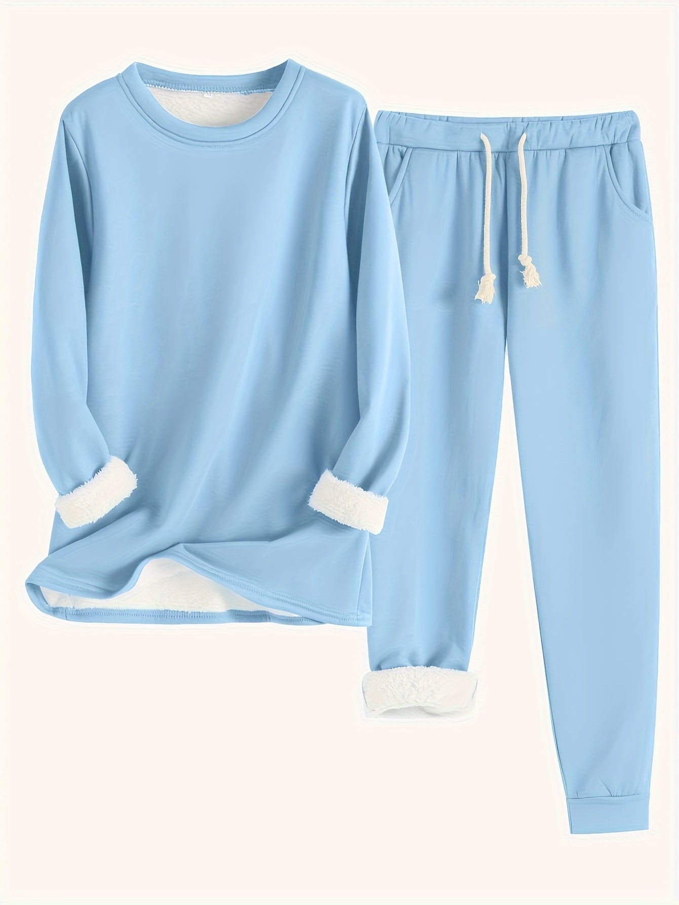 Relaxed Two Piece Lounge Set Stylish for Women | Mireya