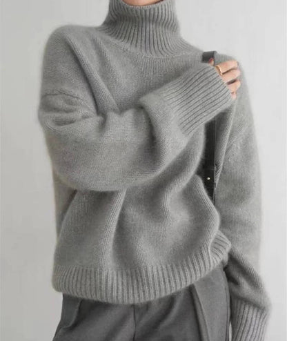 Soft luxurious cashmere turtleneck sweater for women - 9