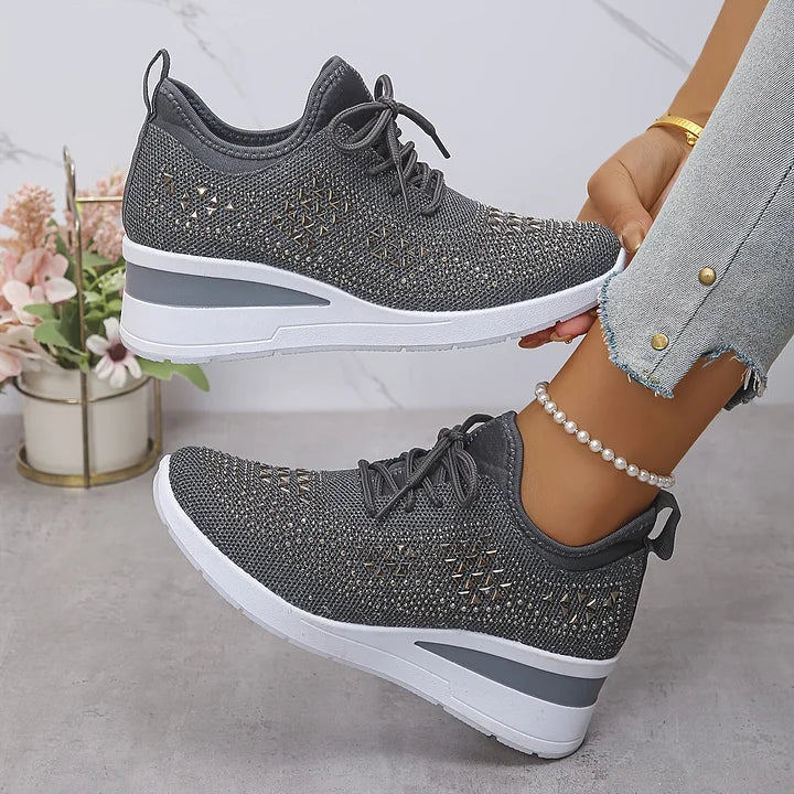 Classic orthopedic everyday slip-on trainers for women | Bonnie -4