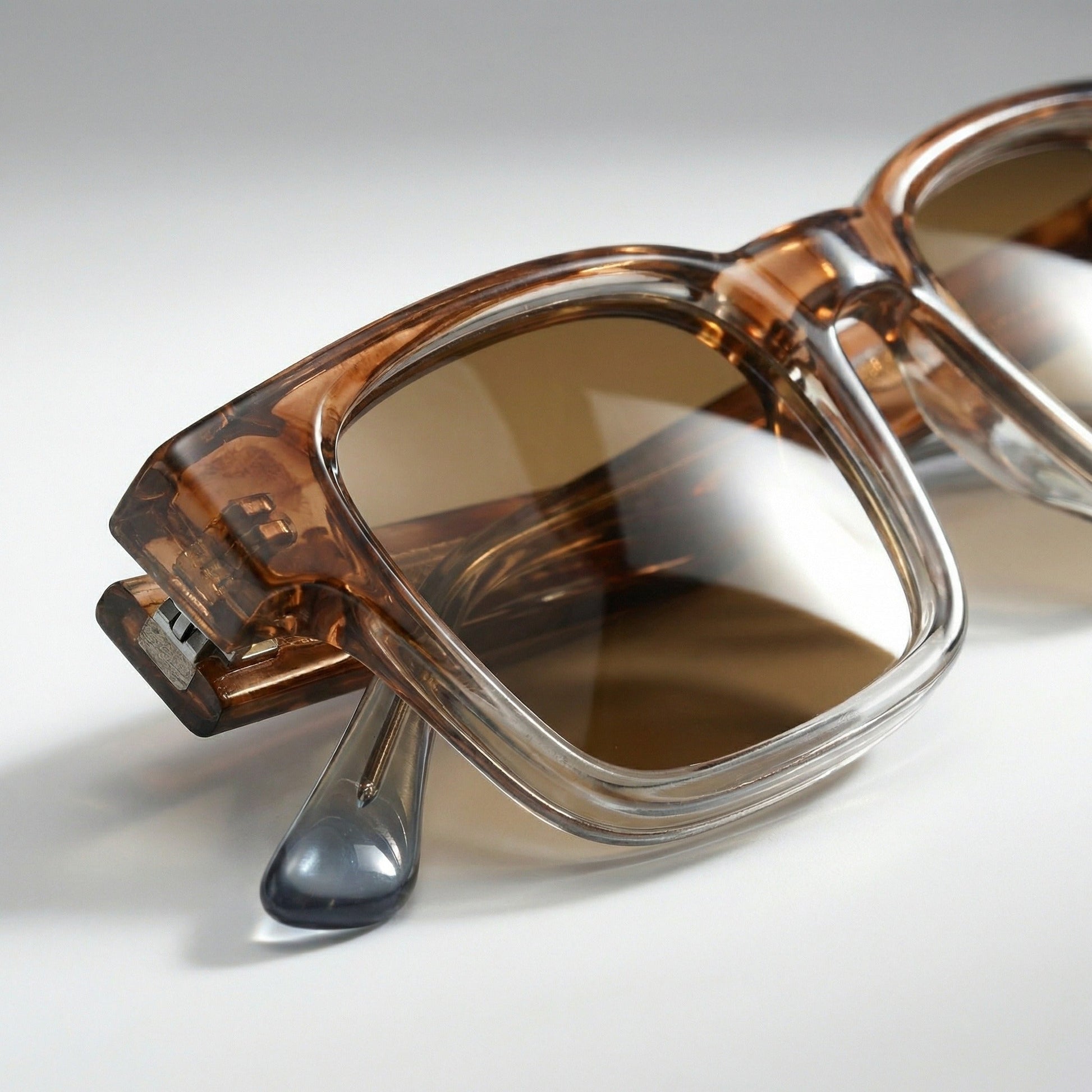 Classic everyday tinted sunglasses for men | Emerson - 7