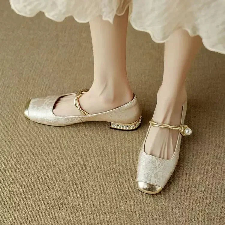 Elegant classic everyday pumps for women | Naila - 16