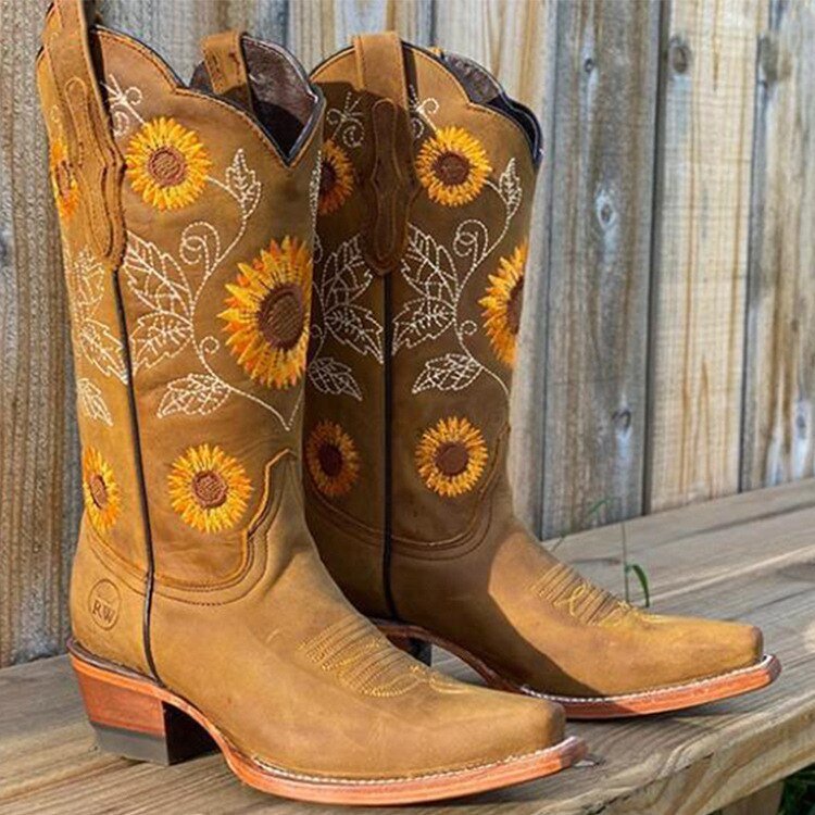 Timeless embroidered heel cowboy boots for women -1