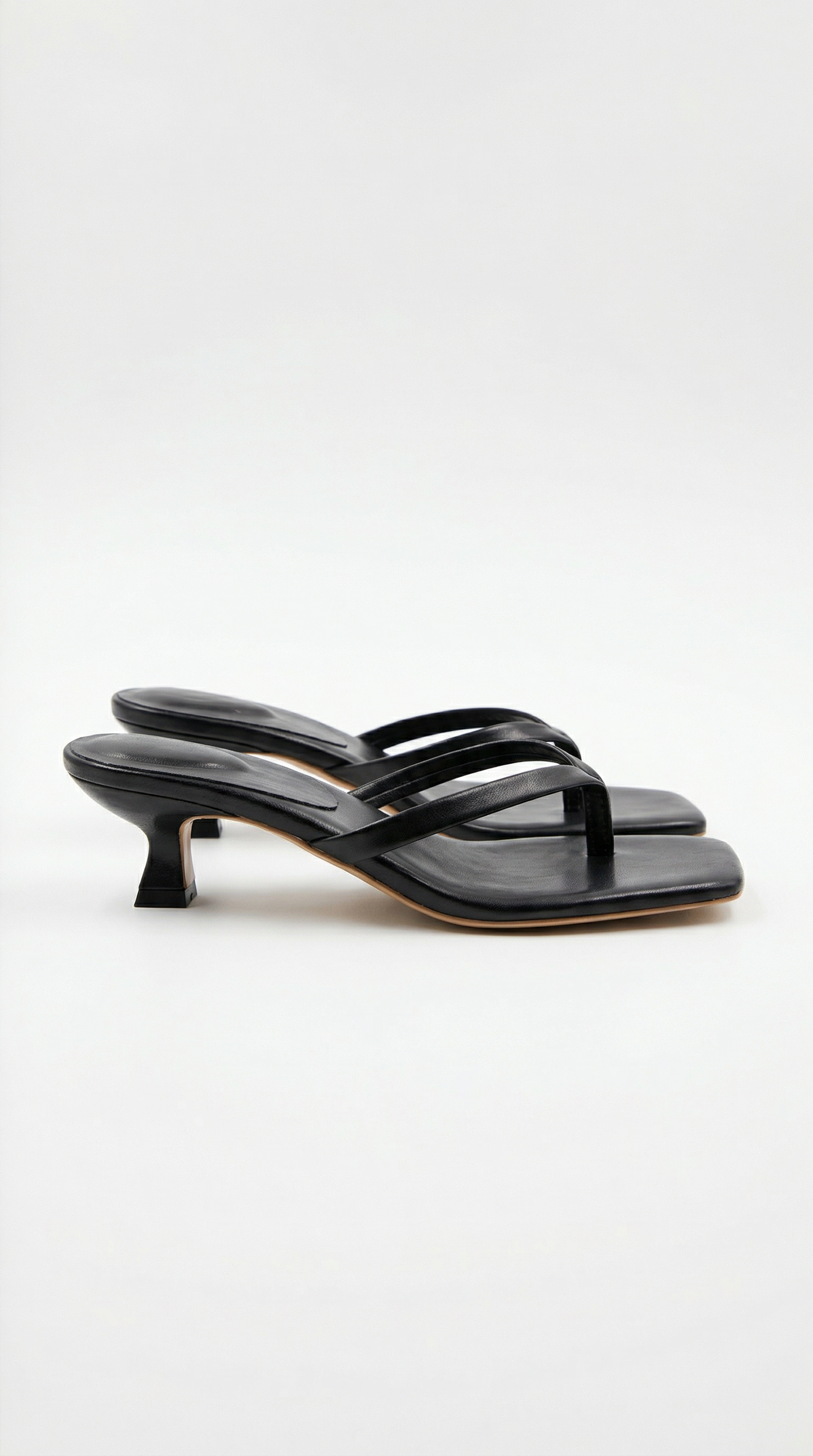 Elegant kitten-heel thong sandals for women | Jessica - 1