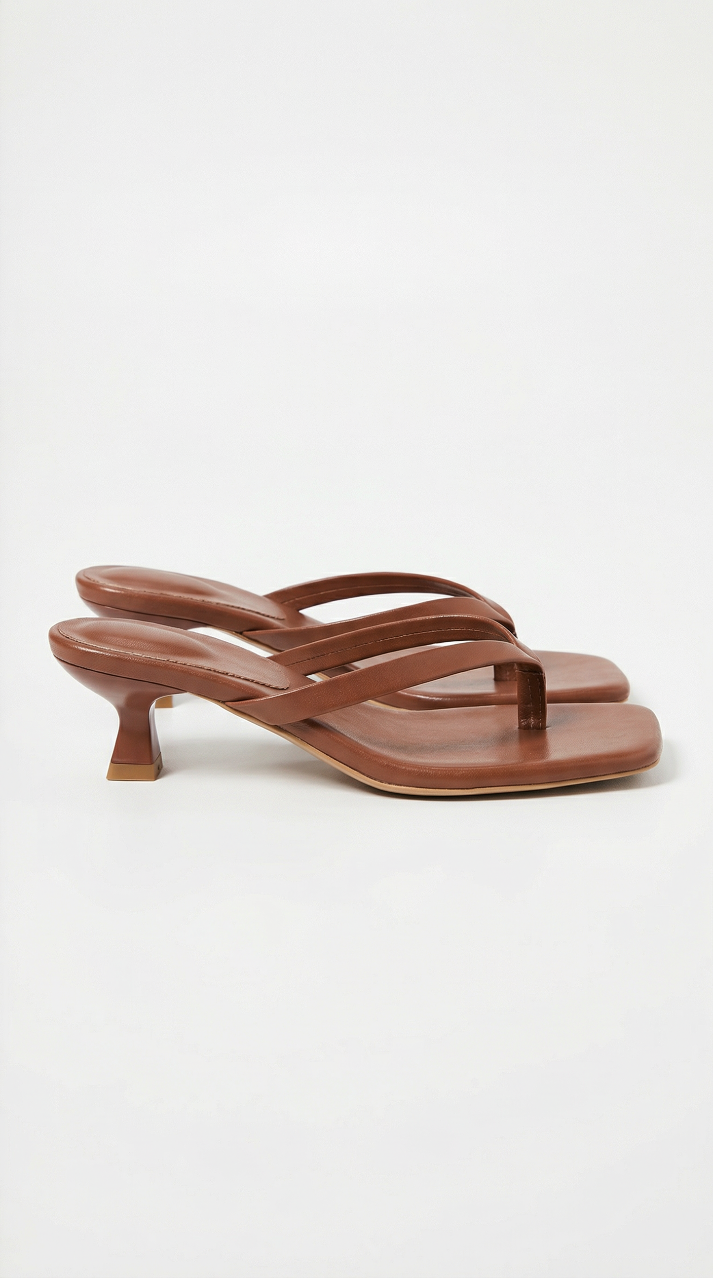 Elegant kitten-heel thong sandals for women | Jessica - 16